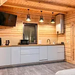 Dağ evi Osada Z Jacuzzi *