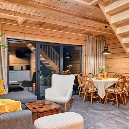 Osada Z Jacuzzi Chalet